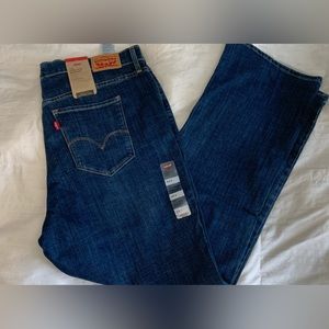 NWT Levi’s 725 Boot cut size 18W - stretchy